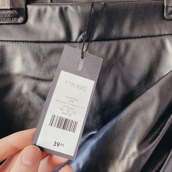 DYNAMITE Faux Leather Bodycon Midi Wrap Skirt - Picture 4 of 5